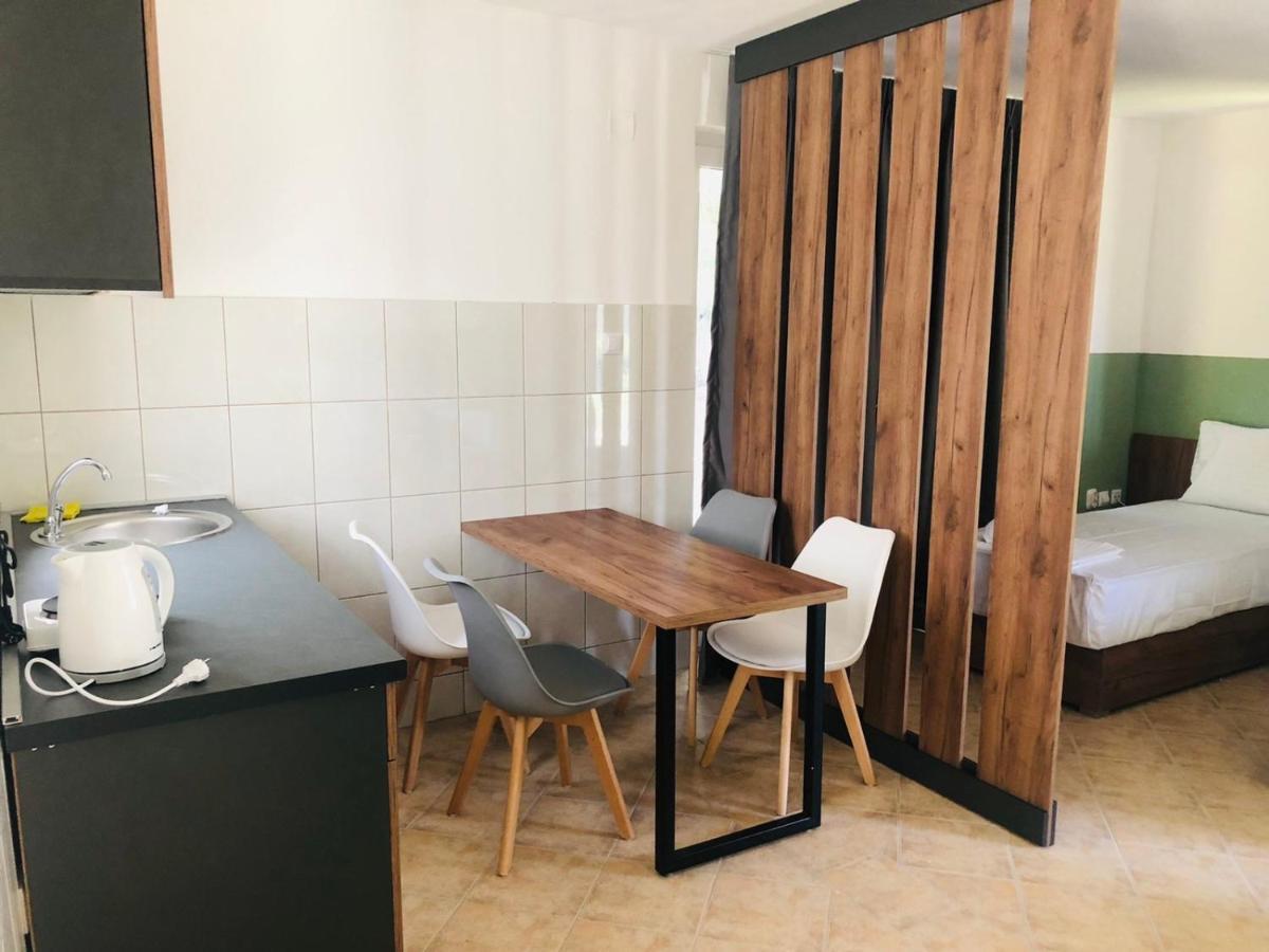 Fuk-Tak'S Bungalow Dojran Extérieur photo