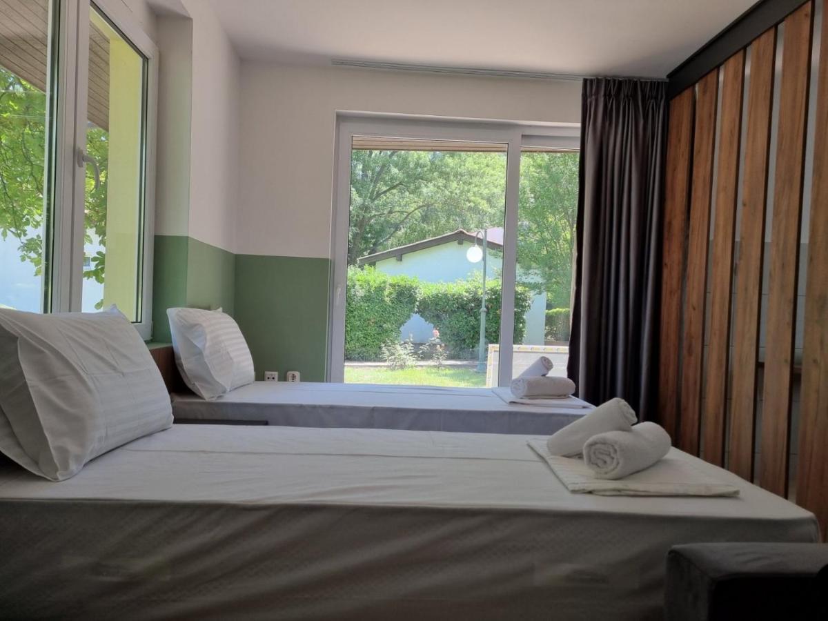 Fuk-Tak'S Bungalow Dojran Extérieur photo